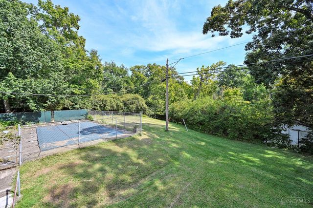 2505 Twigwood Lane, Cincinnati, OH 45237
