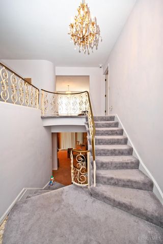 2505 Twigwood Lane, Cincinnati, OH 45237