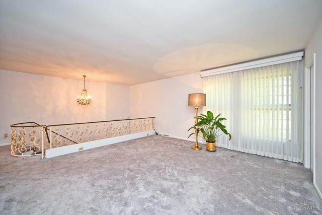 2505 Twigwood Lane, Cincinnati, OH 45237