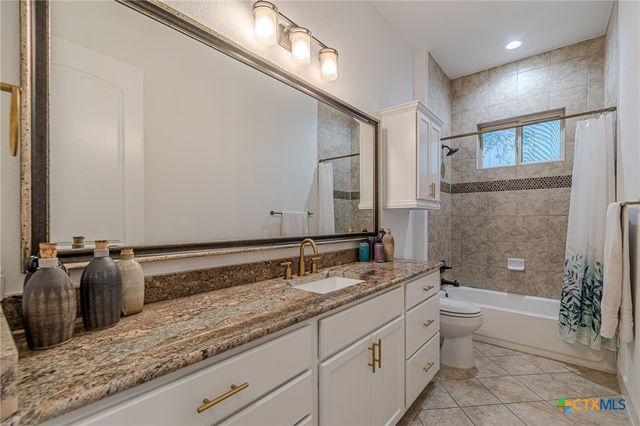 216 Skipping Cedar Street, San Marcos, TX 78666