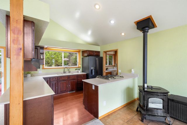 240 Meadow Ranch Road, Calpine, CA 96124