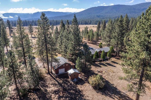 240 Meadow Ranch Road, Calpine, CA 96124