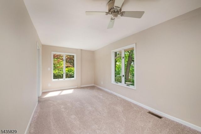13 Island Trl, West Milford Twp., NJ 07421