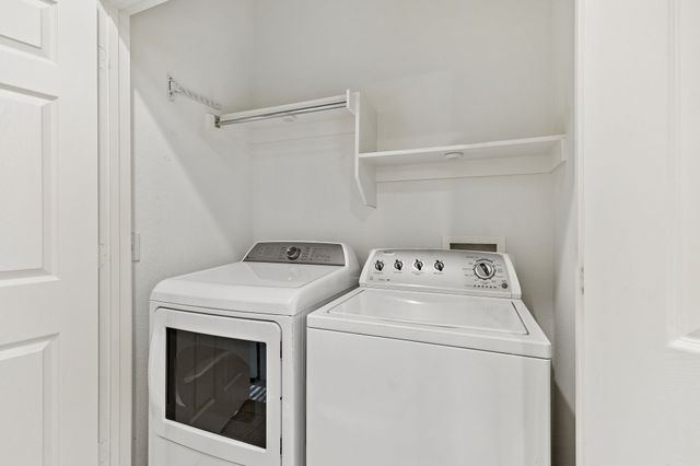 152 Leonard Street, Lewisville, TX 75057