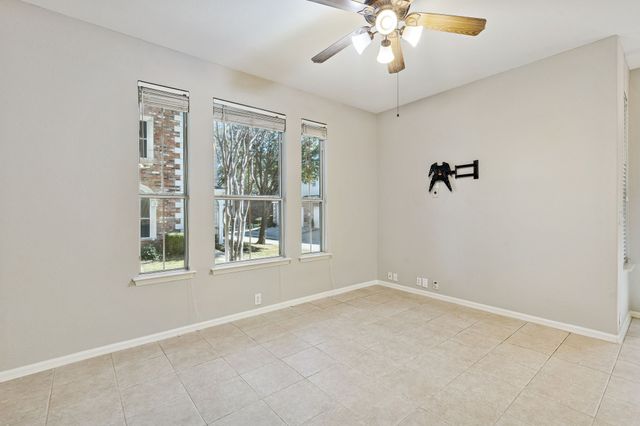 152 Leonard Street, Lewisville, TX 75057