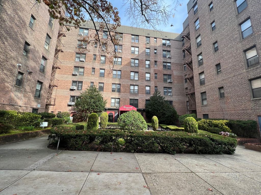 83-15 98 Street 3K, Woodhaven, NY 11421 — exterior