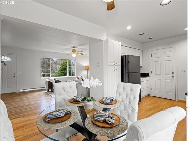 6544 Sw 46TH Pl, Portland, OR 97221