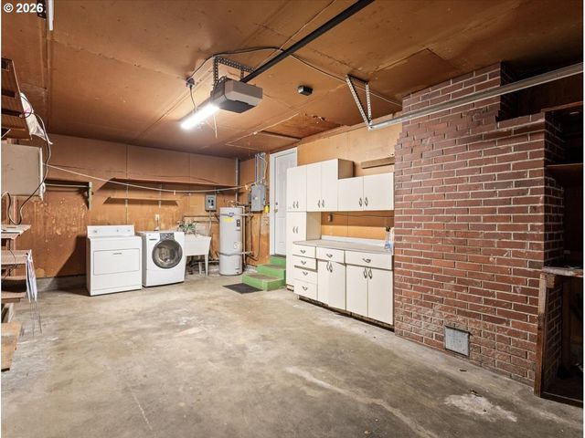 6544 Sw 46TH Pl, Portland, OR 97221