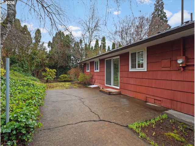 6544 Sw 46TH Pl, Portland, OR 97221