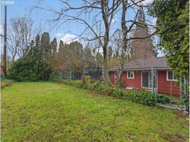 6544 Sw 46TH Pl, Portland, OR 97221