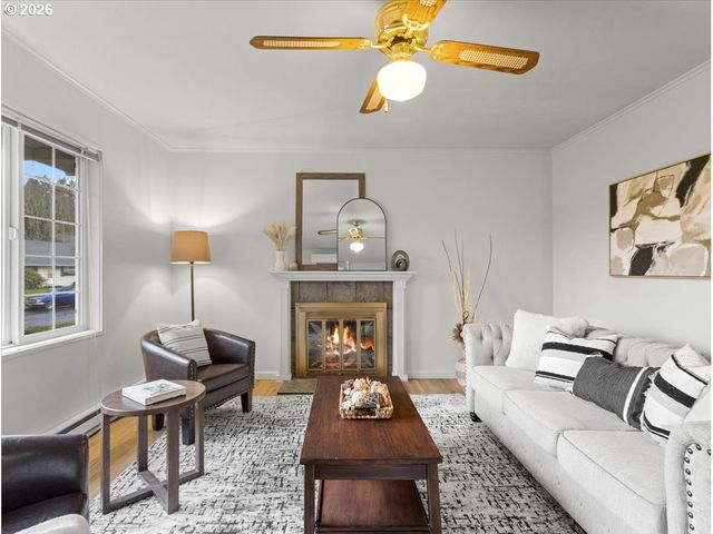 6544 Sw 46TH Pl, Portland, OR 97221