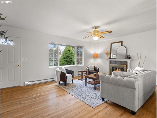 6544 Sw 46TH Pl, Portland, OR 97221