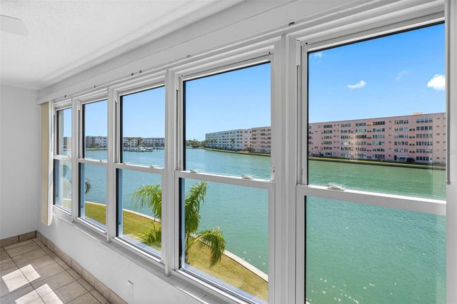 5960 30TH AVENUE S 312, Gulfport, FL 33707