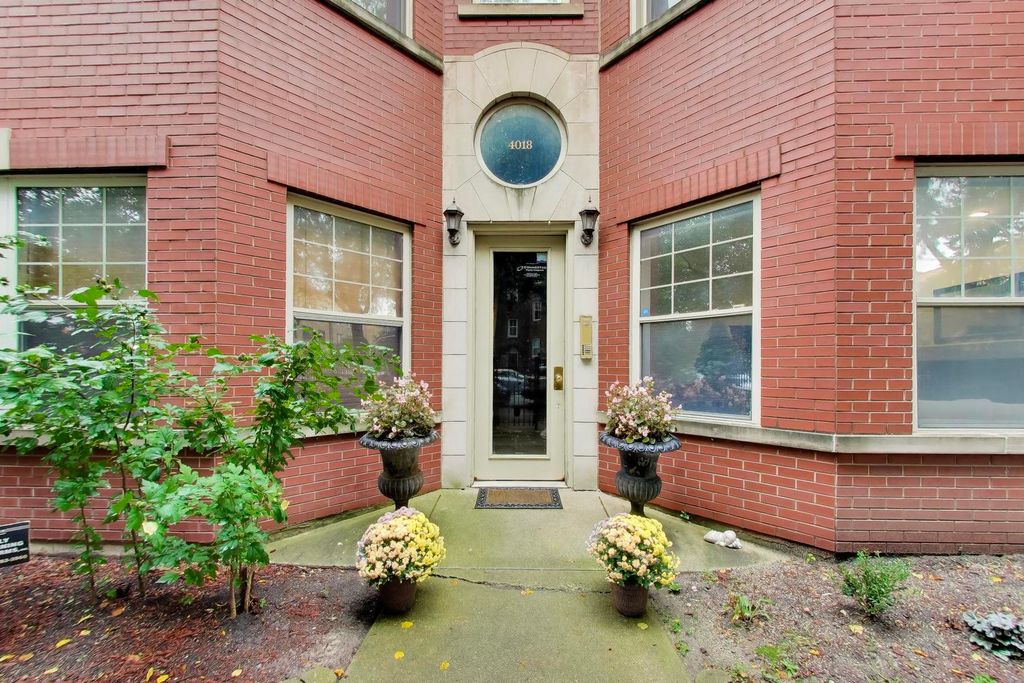4018 N Mozart Street 1N, Chicago, IL 60618 — photo 2