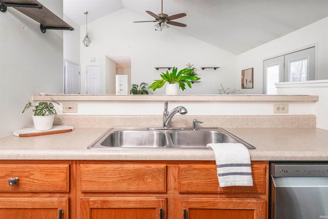 3311 S TULIP Avenue, Bloomington, IN 47403