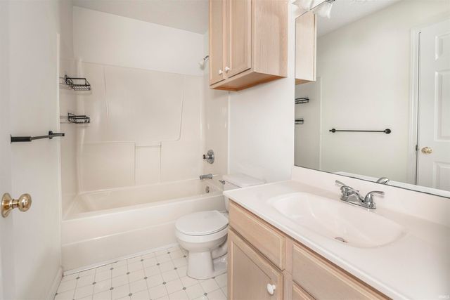 3311 S TULIP Avenue, Bloomington, IN 47403