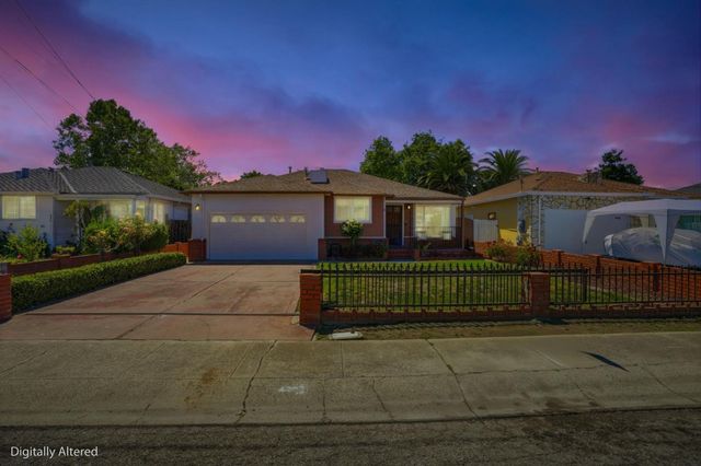 439 Wisteria Drive, East Palo Alto, CA 94303