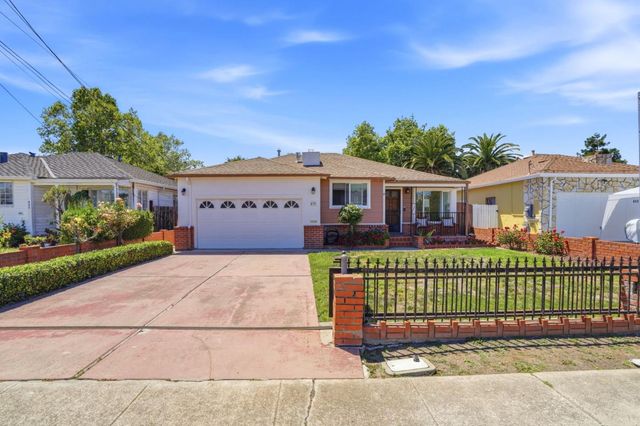 439 Wisteria Drive, East Palo Alto, CA 94303