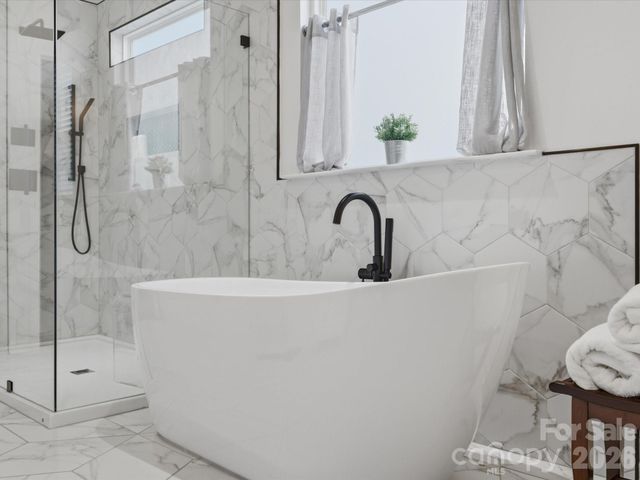 4017 Henshaw Road, Waxhaw, NC 28173