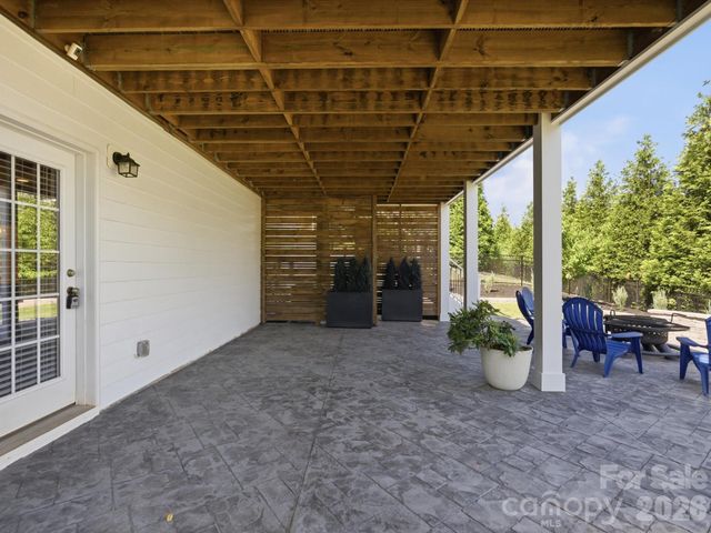 4017 Henshaw Road, Waxhaw, NC 28173