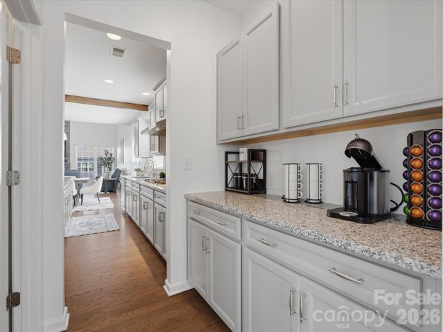 4017 Henshaw Road, Waxhaw, NC 28173