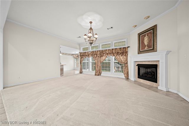 1104 Breckenridge Drive, Van Buren, AR 72956
