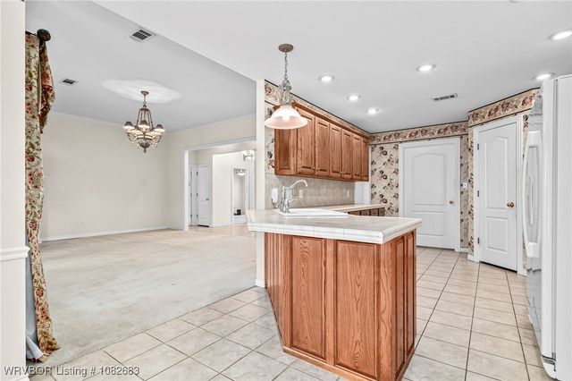 1104 Breckenridge Drive, Van Buren, AR 72956