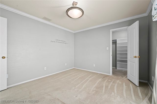 1104 Breckenridge Drive, Van Buren, AR 72956