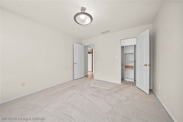 1104 Breckenridge Drive, Van Buren, AR 72956