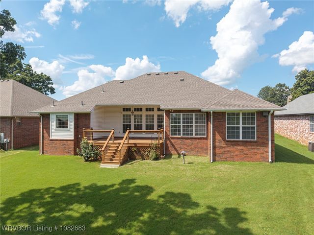 1104 Breckenridge Drive, Van Buren, AR 72956