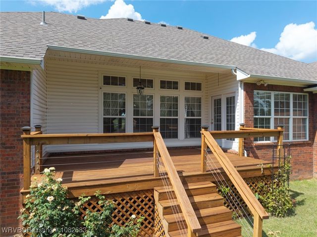 1104 Breckenridge Drive, Van Buren, AR 72956