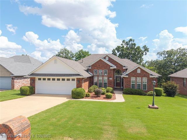 1104 Breckenridge Drive, Van Buren, AR 72956