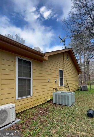 30 W Price Drive W, Locust Grove, GA 30248