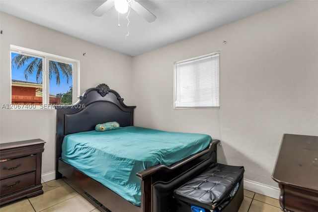3271 NW 173rd Ter, Miami Gardens, FL 33056