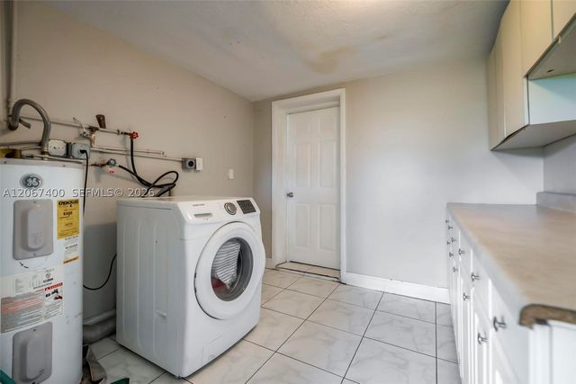3271 NW 173rd Ter, Miami Gardens, FL 33056