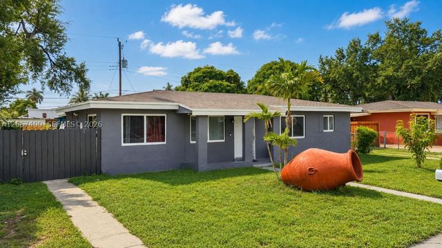 3271 NW 173rd Ter, Miami Gardens, FL 33056