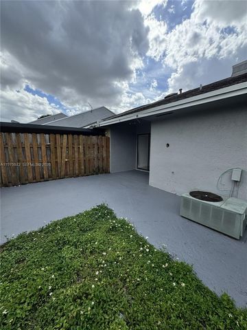 8341 SW 148th Pl 8341, Miami, FL 33193