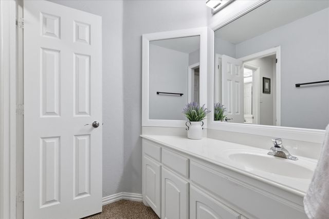 1121 Cogburn Court, Shady Shores, TX 76208