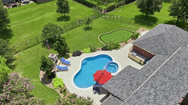 1121 Cogburn Court, Shady Shores, TX 76208