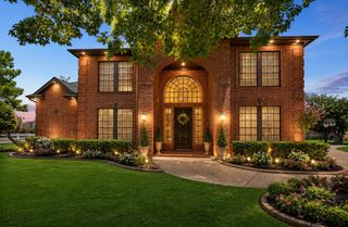 1121 Cogburn Court, Shady Shores, TX 76208