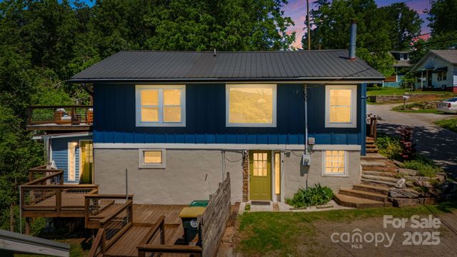 54 Vine Street, Asheville, NC 28804