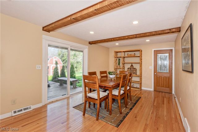 75 Maple Hill Drive, Chagrin Falls, OH 44022