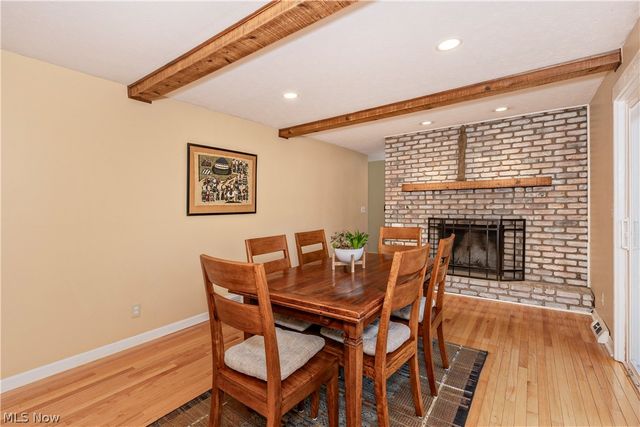 75 Maple Hill Drive, Chagrin Falls, OH 44022