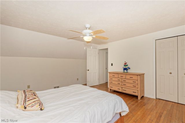 75 Maple Hill Drive, Chagrin Falls, OH 44022