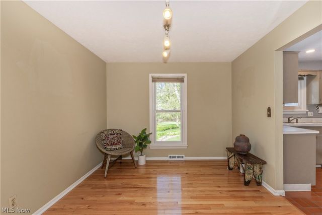 75 Maple Hill Drive, Chagrin Falls, OH 44022