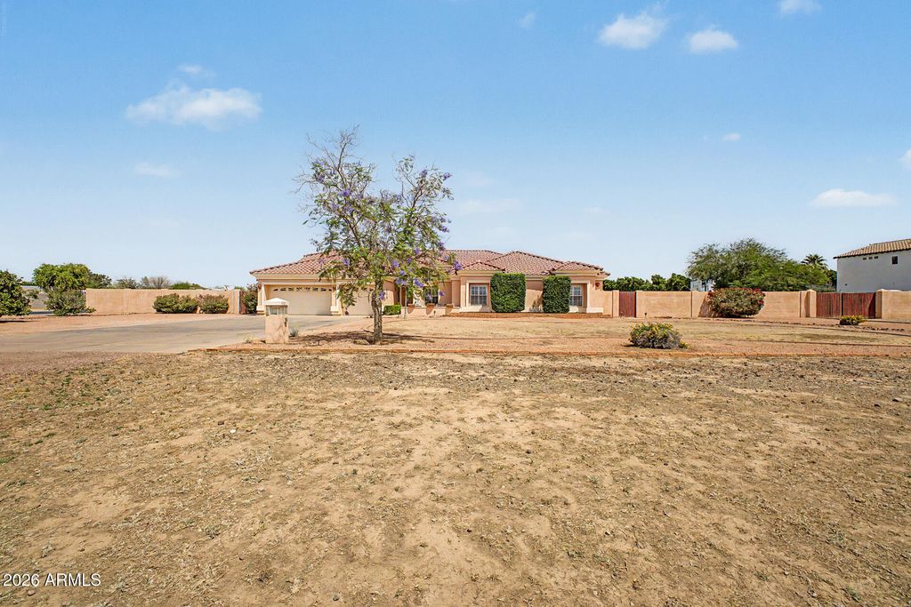 12844 W PEORIA Avenue, El Mirage, AZ 85335