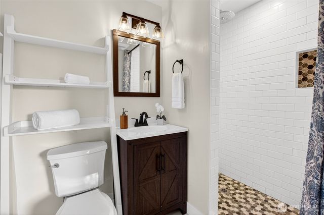 12721 3rd Avenue NW, Seattle, WA 98177