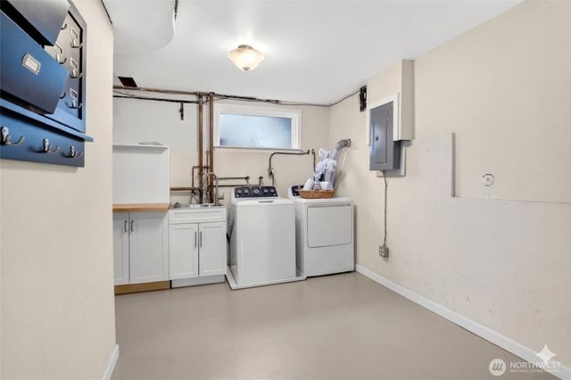 12721 3rd Avenue NW, Seattle, WA 98177