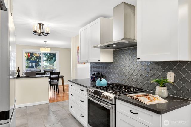 12721 3rd Avenue NW, Seattle, WA 98177