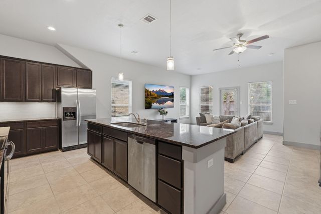 11610 Redbird Lane, Montgomery, TX 77356